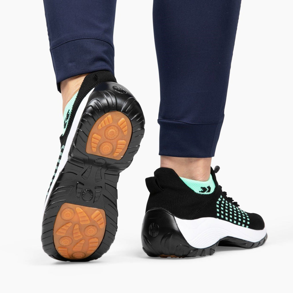 Women's Knit Toggle Walking Shoes with Cushioned Sole