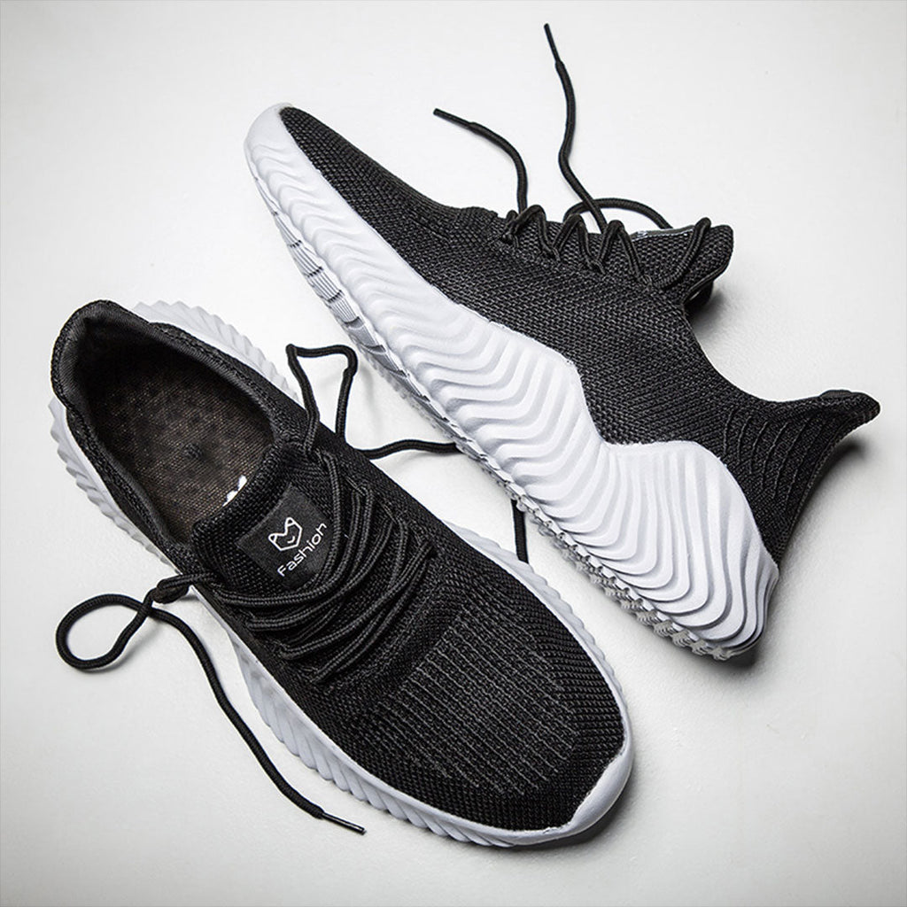 Men's Wave-Tread Knit Runners with Padded Heel Collar