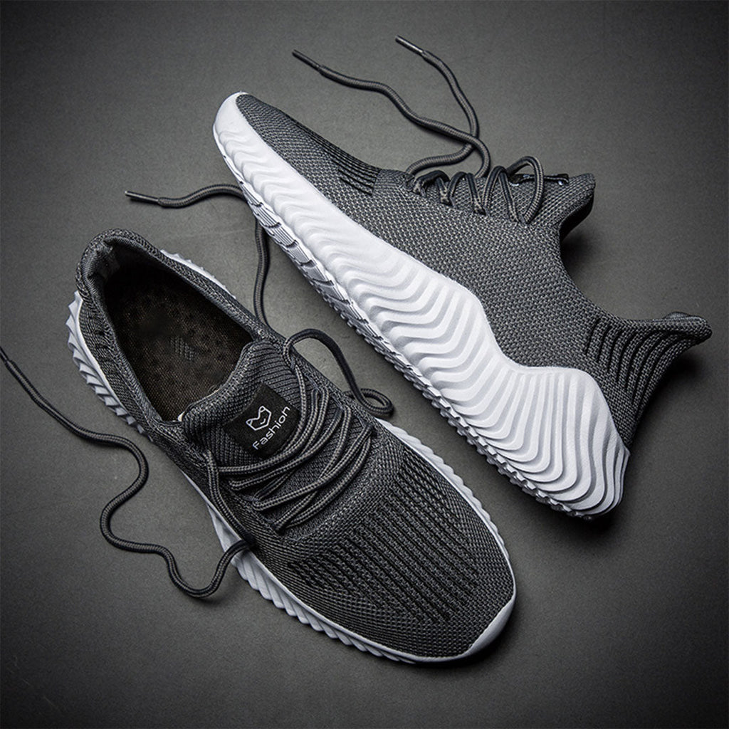 Men's Wave-Tread Knit Runners with Padded Heel Collar