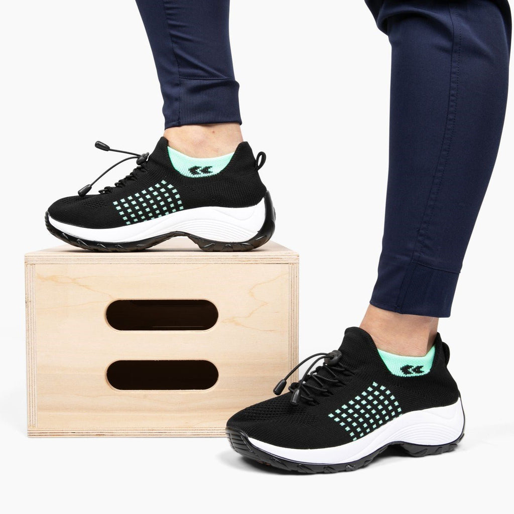 Women's Knit Toggle Walking Shoes with Cushioned Sole