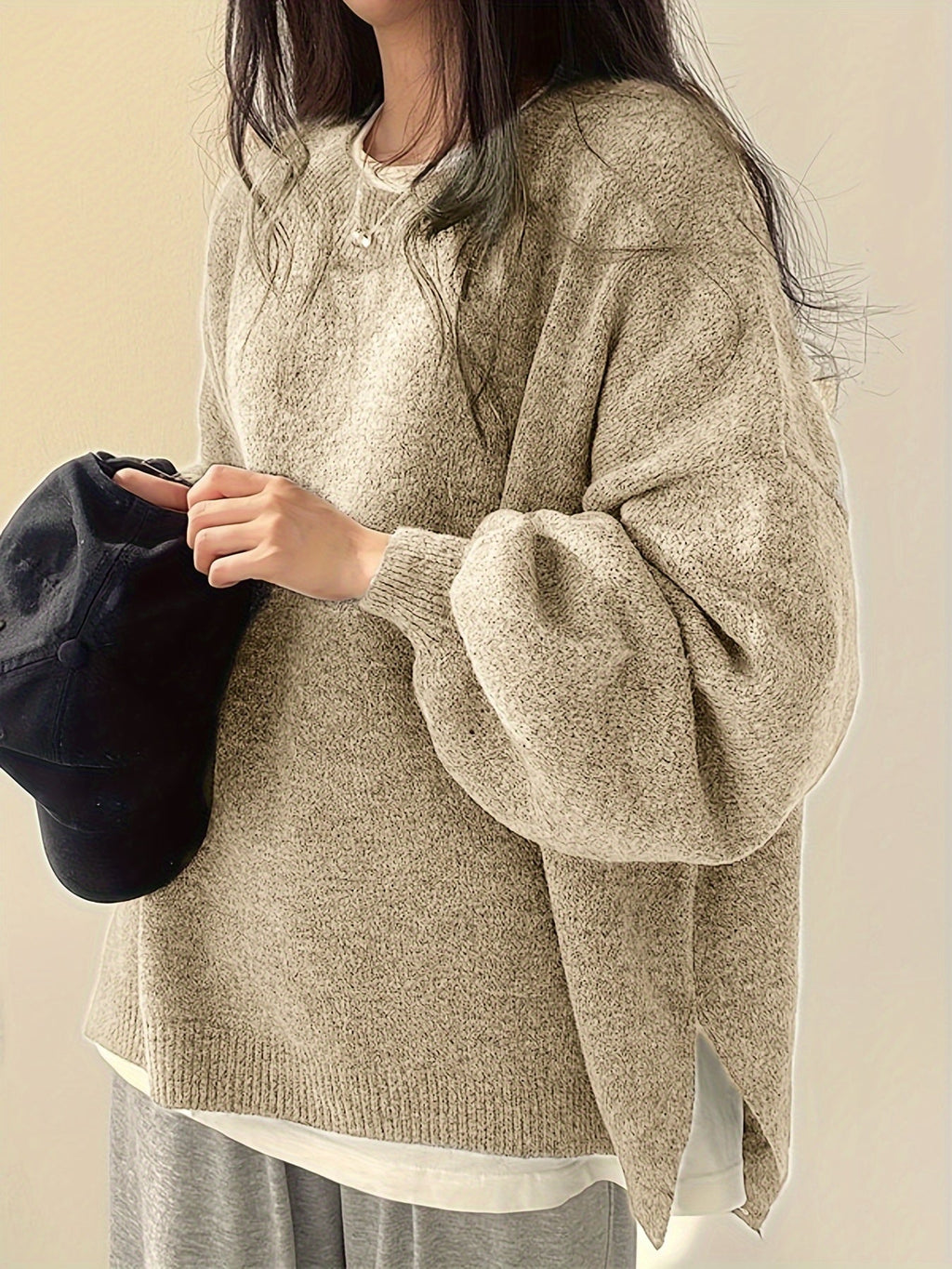 Women's Heavyweight Crew Neck Sweater for Cold Days