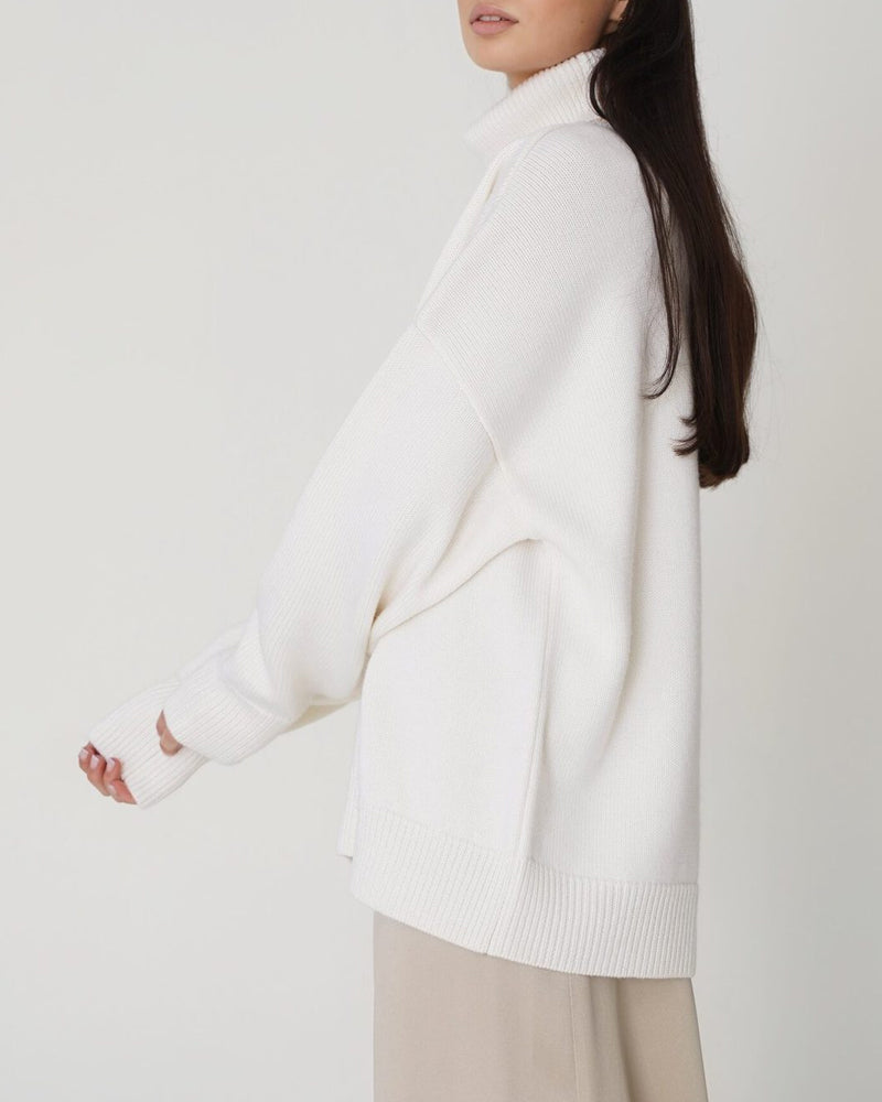 Women's Oversized Turtleneck Sweater – Relaxed Winter Knit