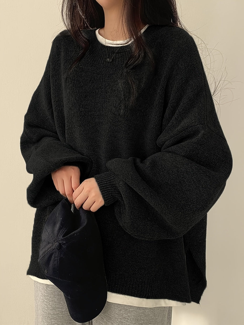 Women's Heavyweight Crew Neck Sweater for Cold Days