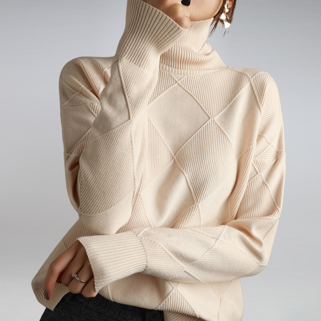 Women's Diamond Knit Turtleneck Pullover in Warm Wool Blend - Beige