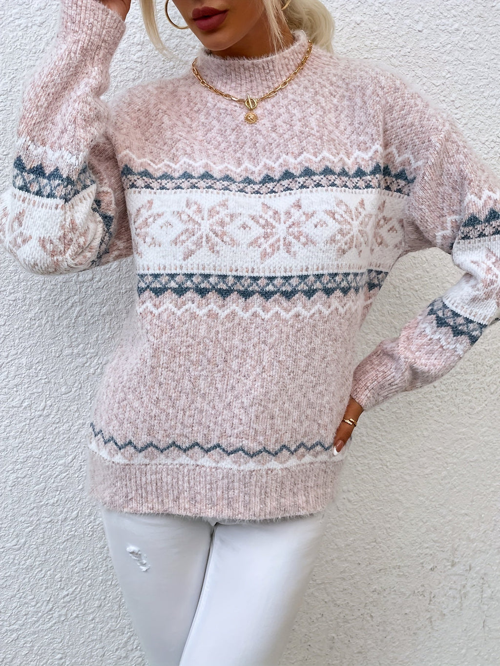 Women's Relaxed Snowflake Motif Winter Sweater
