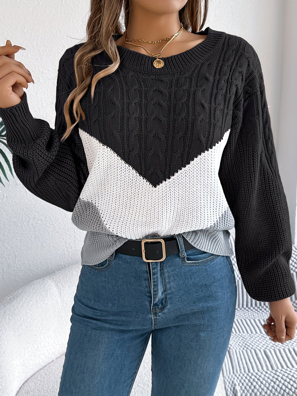 Women's Soft Knit Two-Tone Crew Sweater with Gentle Stretch