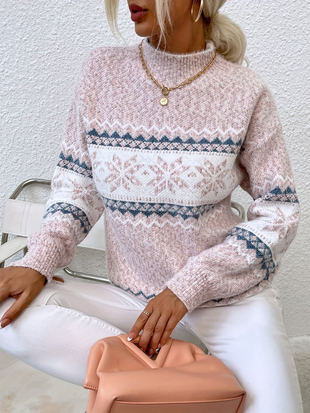 Women's Relaxed Snowflake Motif Winter Sweater