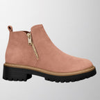 Women's shoe with round toe and side zip fastening