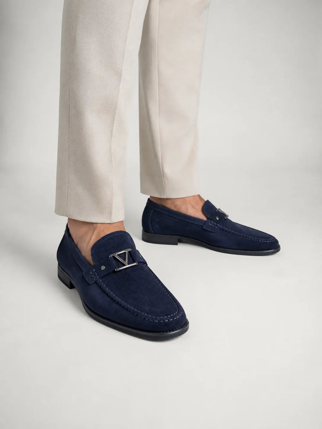 Men's Metal Bit Loafers Moc Toe Smart Shoes