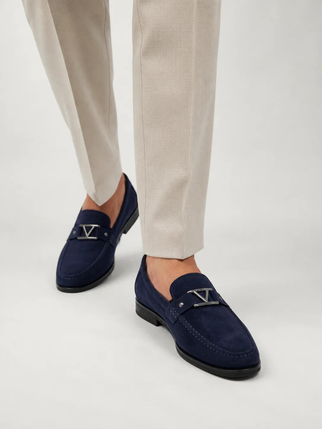 Men's Metal Bit Loafers Moc Toe Smart Shoes