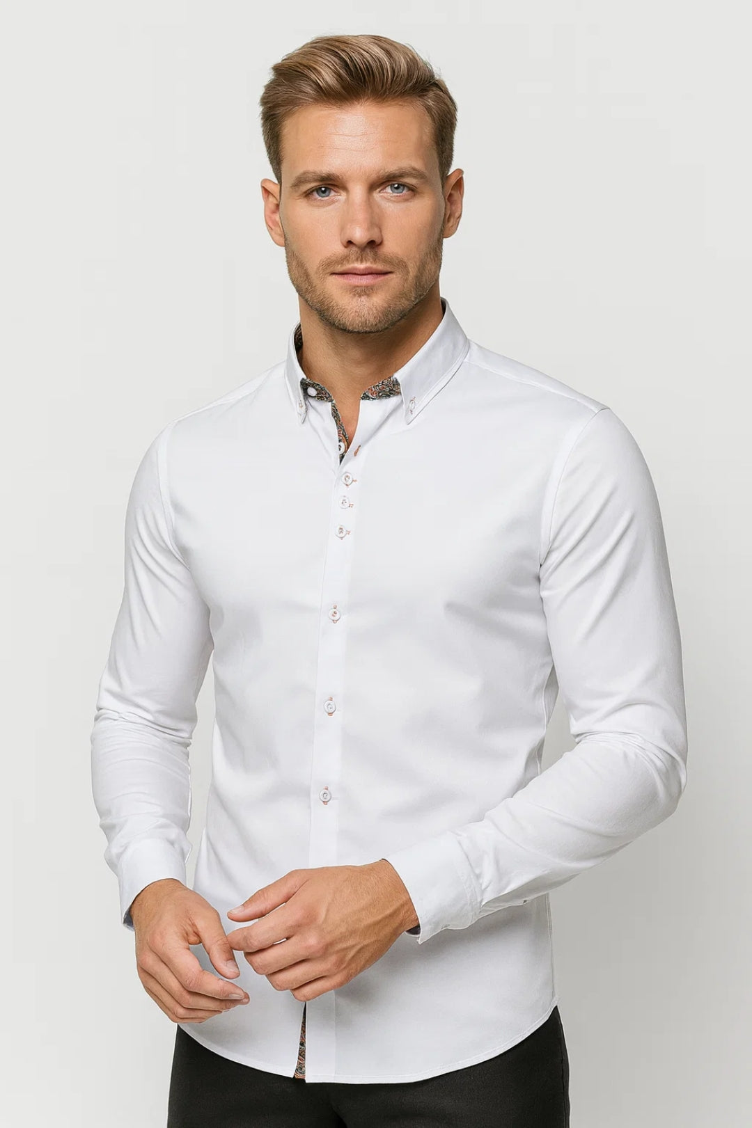 Men's Printed Trim Shirt with Tailored Button Collar