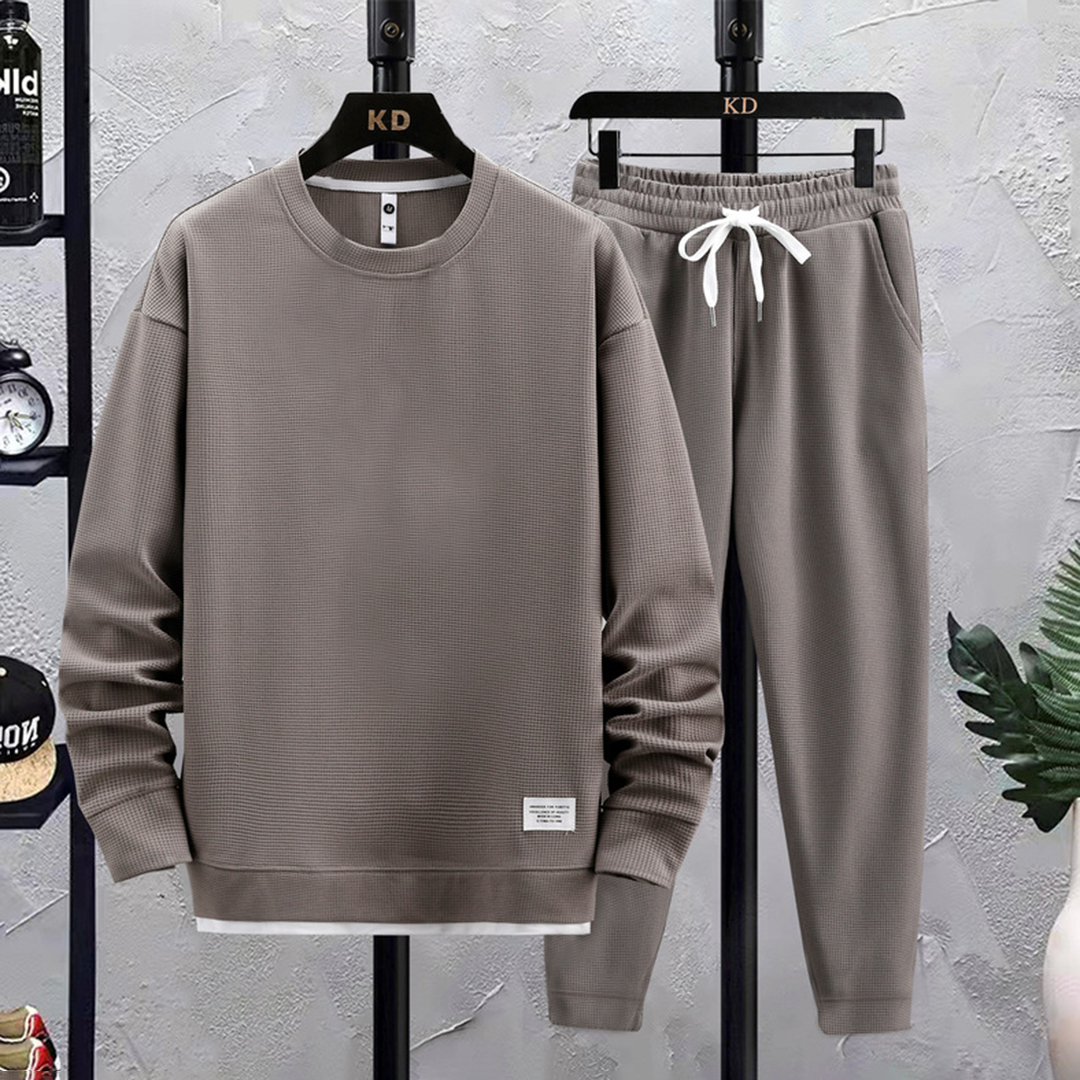 Men's Crew Neck Tracksuit Set Relaxed Sweatshirt and Joggers