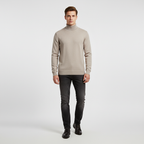 Men's Fine Knit Turtleneck Sweater with Ribbed Edges