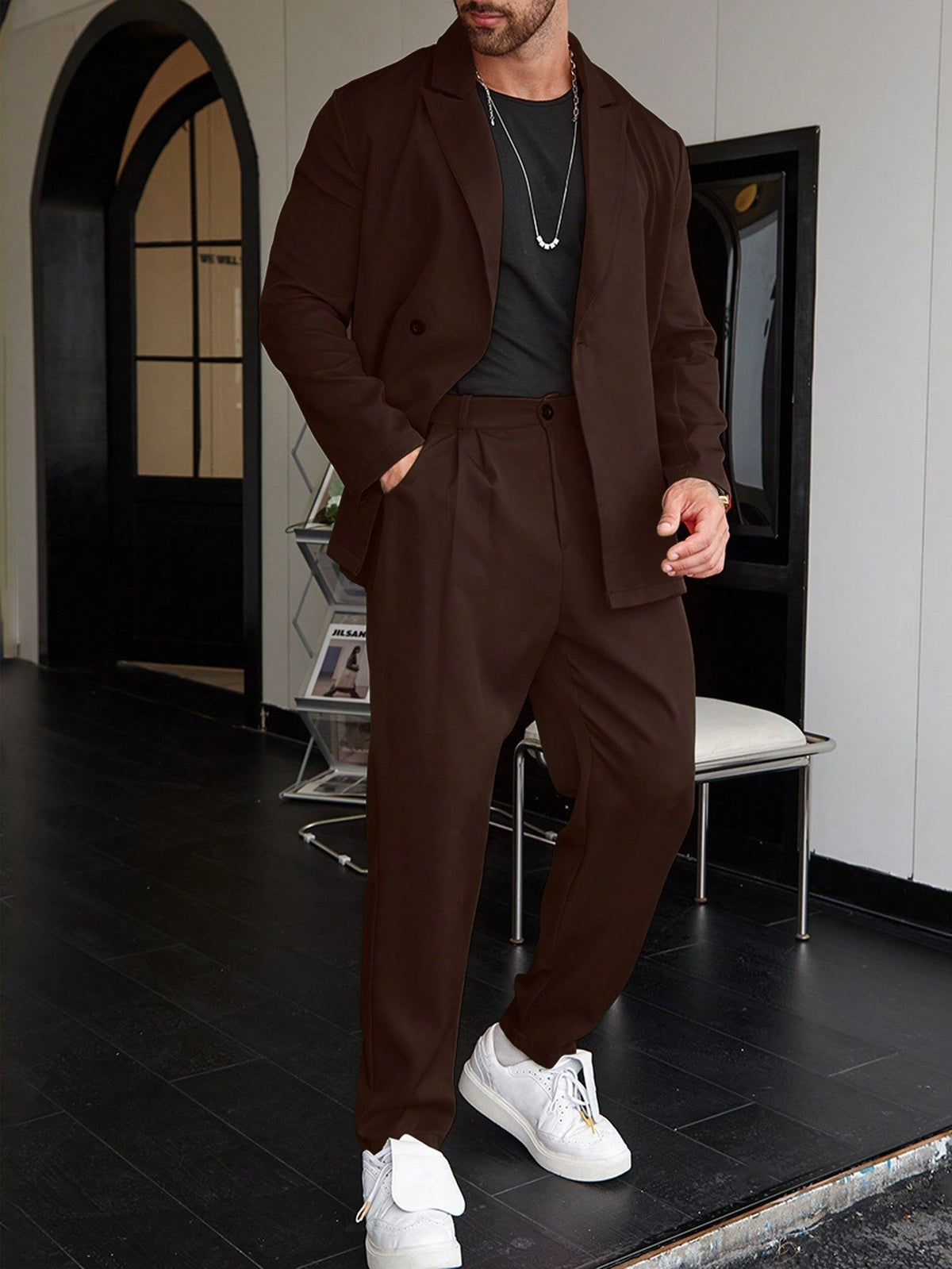 Men's Tailored Two-Piece Suit with Slim Fit Blazer – Dark Brown