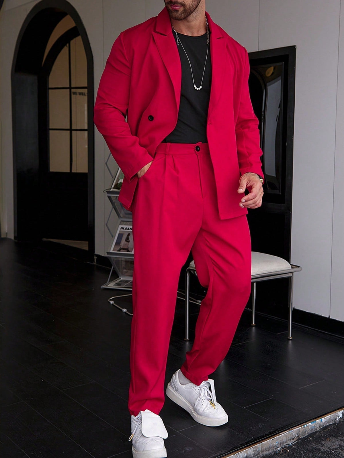 Men's Tailored Two-Piece Suit with Slim Fit Blazer – Red