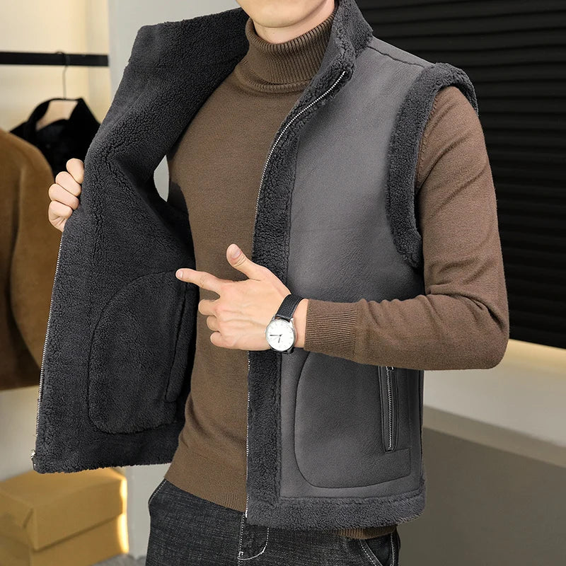Men's Soft Sherpa Winter Vest With Full Zip and Pockets - Gray