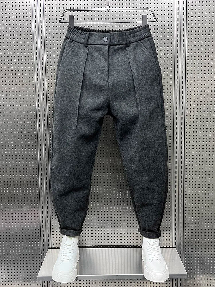 Men's Pleated Tapered Trousers Relaxed Smart Everyday Fit