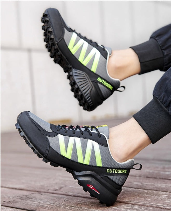 Men's Outdoor Sneakers Durable Grip Sole Lace Up Supportive