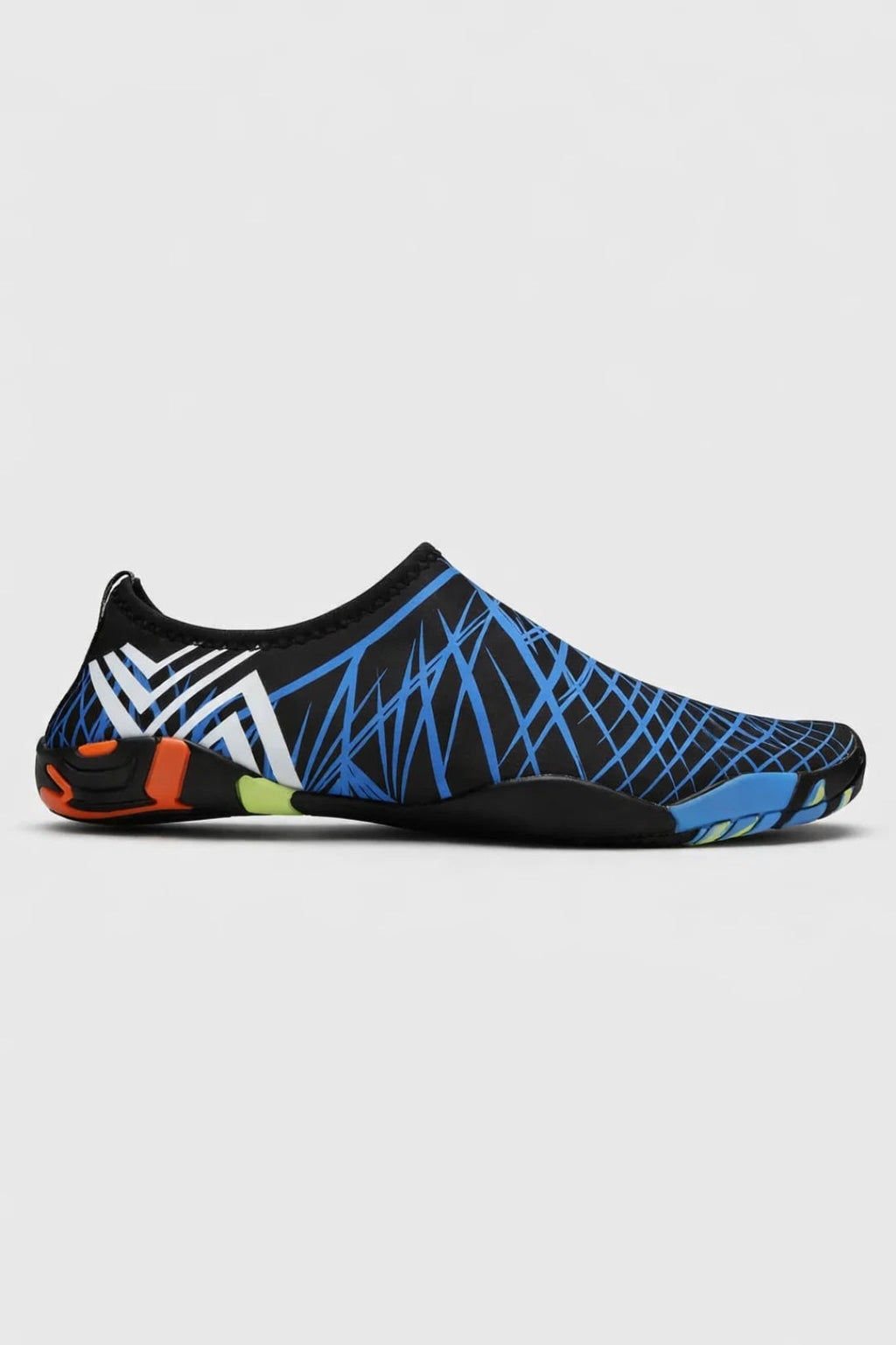 Men's Water Shoes with Flexible Sole and Printed Upper