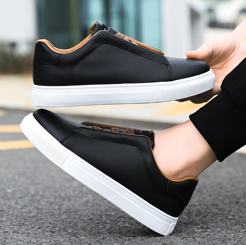 Men's Smooth Leather Elastic Lace Thick Sole Sneakers