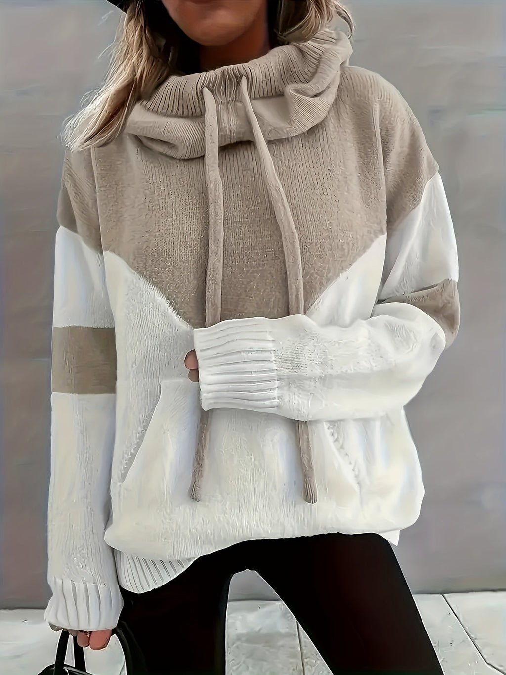 Women's Drawstring Hood Two-Tone Relaxed Pullover Hoodie