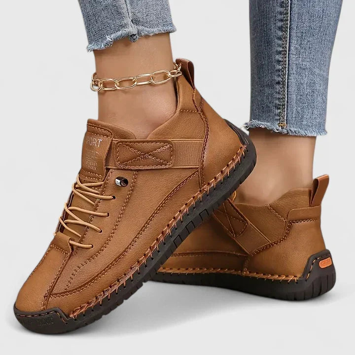 Women's Streamlined Soft-Step Everyday Walking Sneakers - Brown