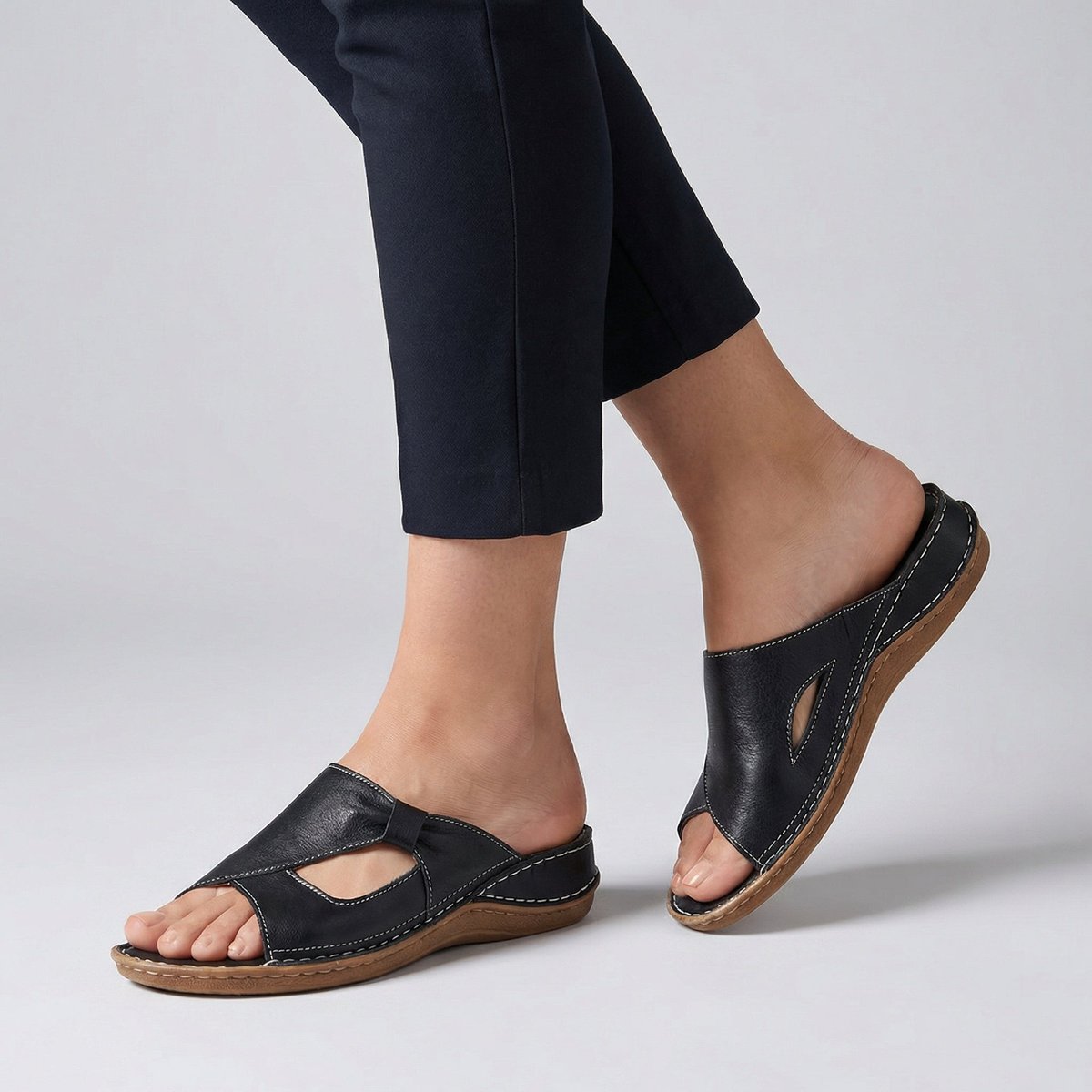 Women's Slip-On Flat Mule Sandal with Cut-Out