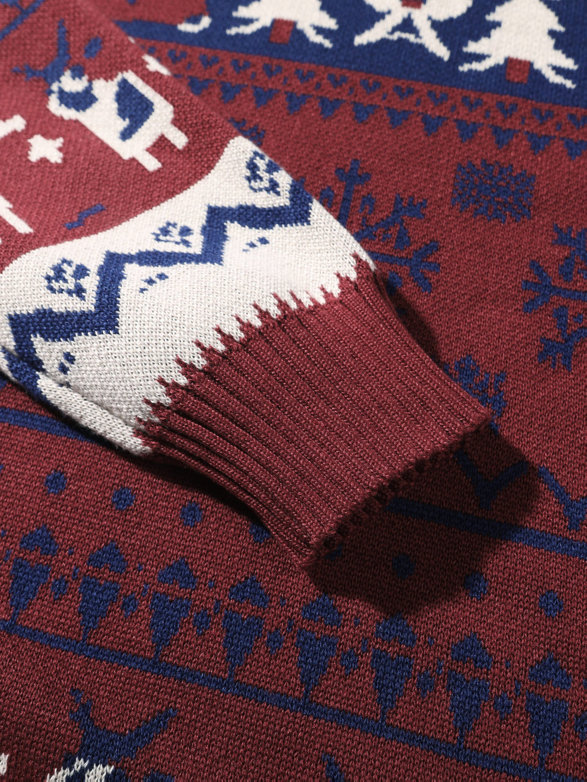 Women's Holiday Knit Hoodie Sweater with Reindeer Pattern