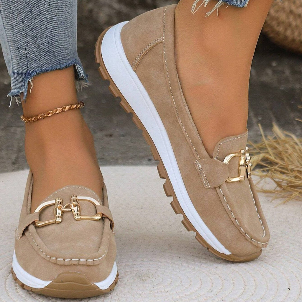 Women's Contrast Sole Chunky Loafers with Metal Bar