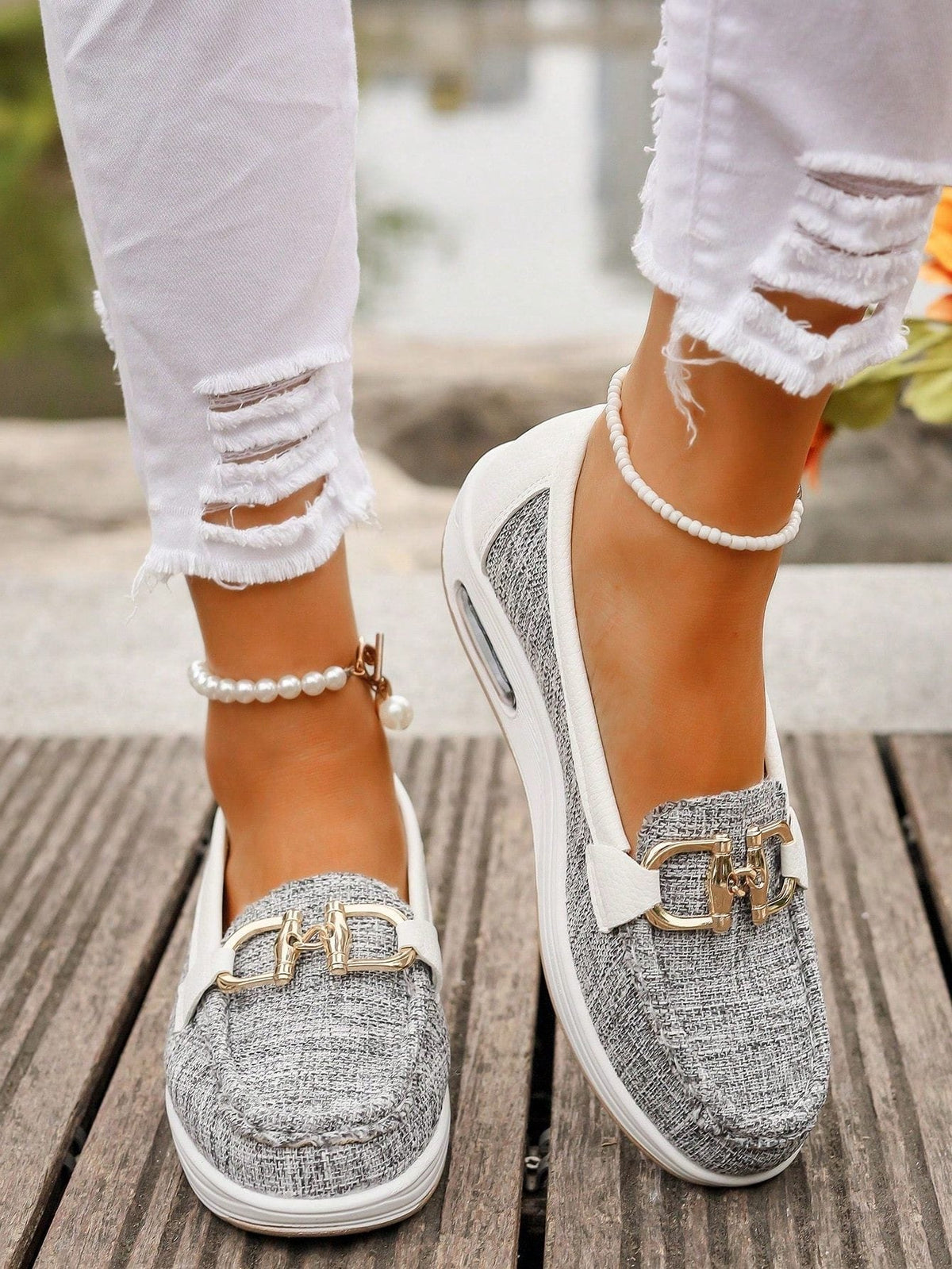 Women's Contrast Sole Chunky Loafers with Metal Bar - Gray
