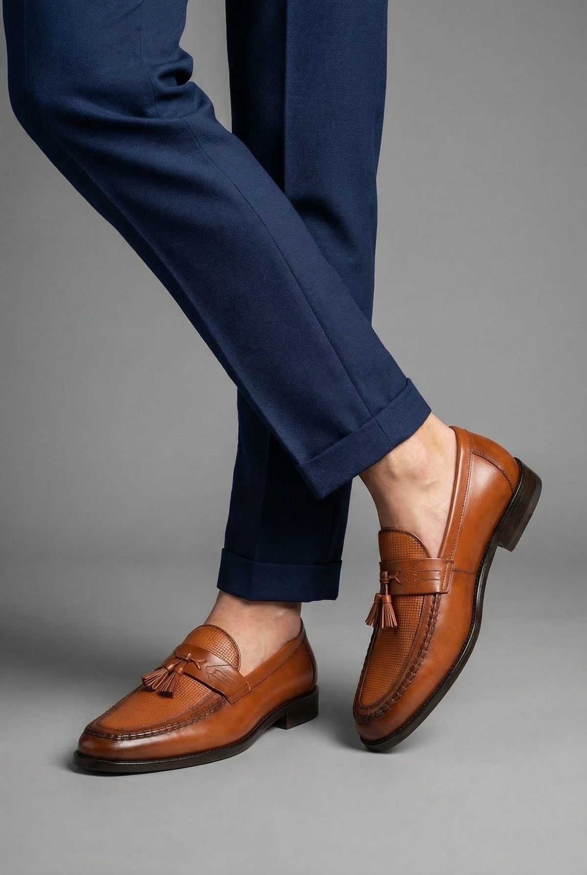 Men's Woven Leather Tassel Loafers Padded Slip On Shoes