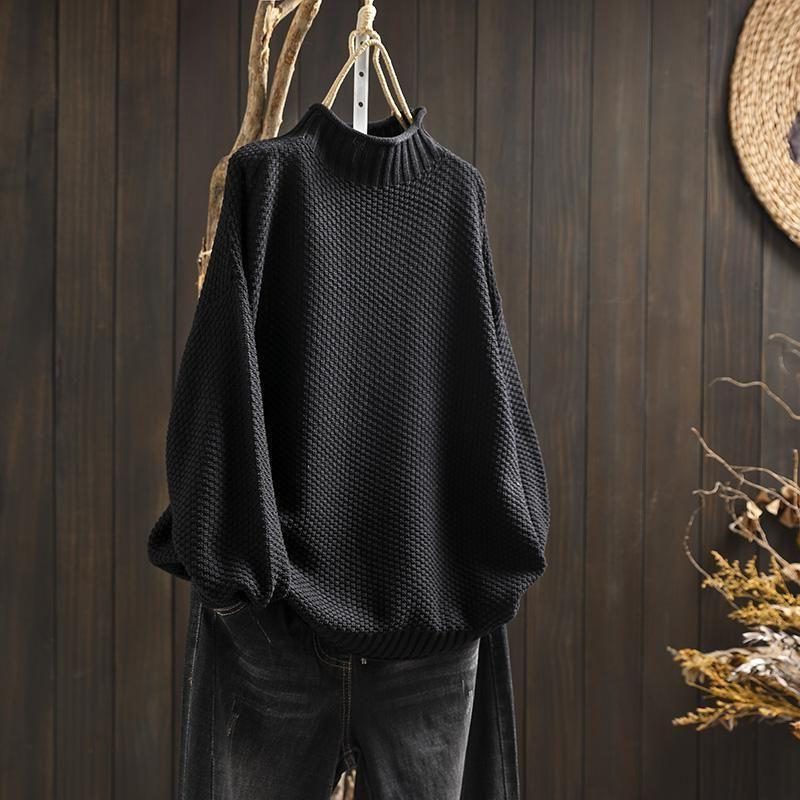 Women's Hip-Length Wool Sweater with Raised Pattern - Black