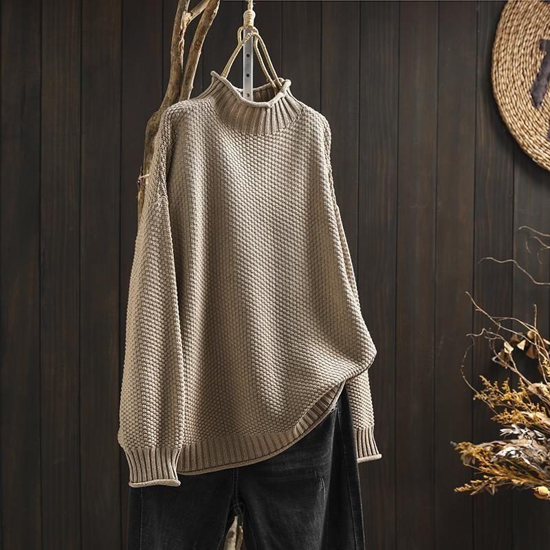 Women's Hip-Length Wool Sweater with Raised Pattern - Beige