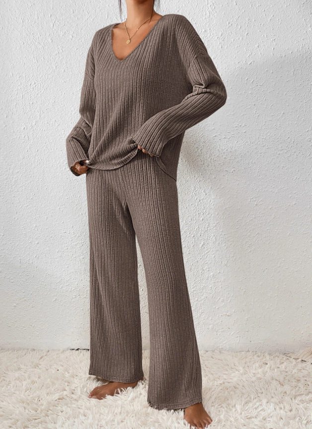 Women's Matching Knit Lounge Set with Wide-Leg Pants