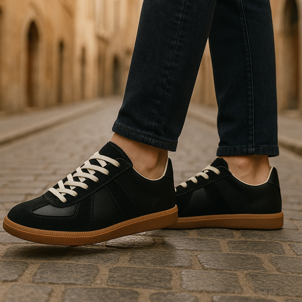 Men's Retro Panel Lace Up Low Top Sneakers