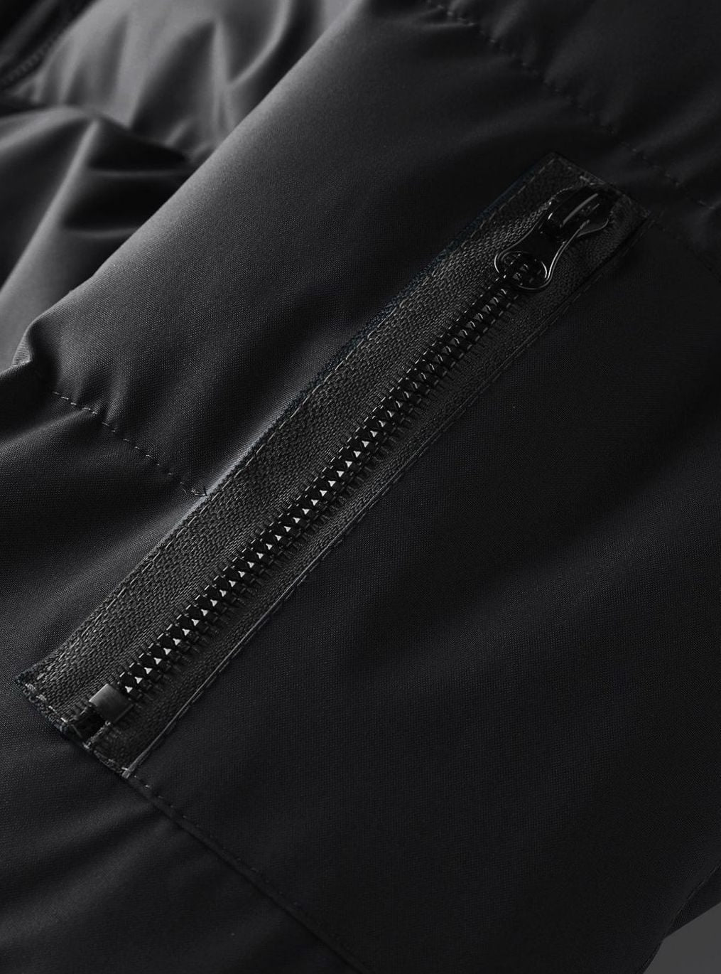 Men's Thick Quilted Winter Jacket with Sleeve Zip Pocket