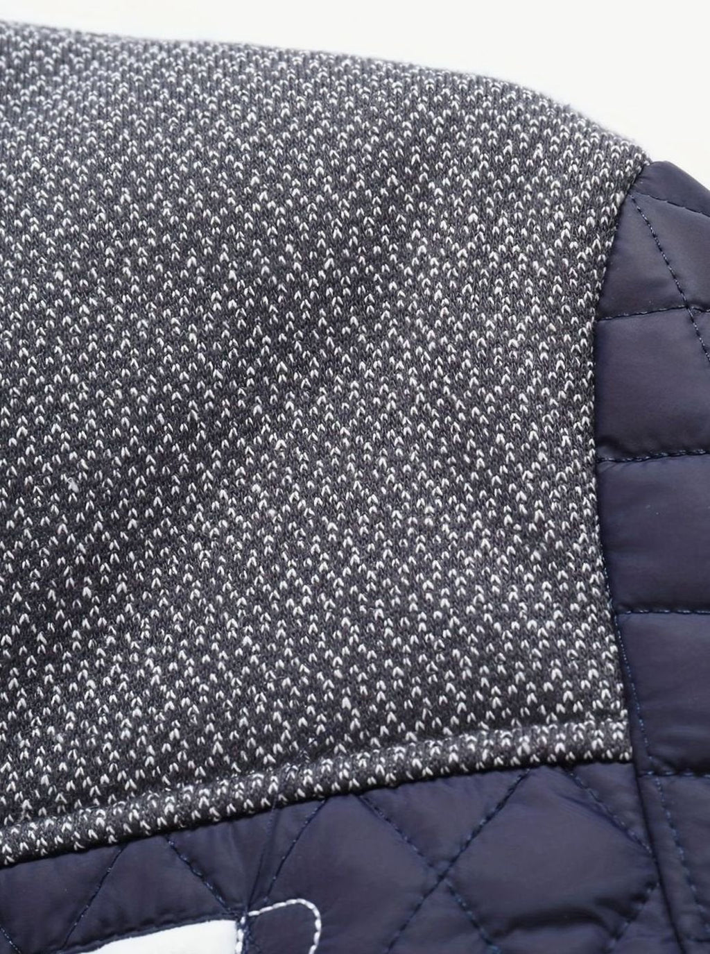 Men's Knit-Yoke Diamond Quilted Jacket with Plaid Lining