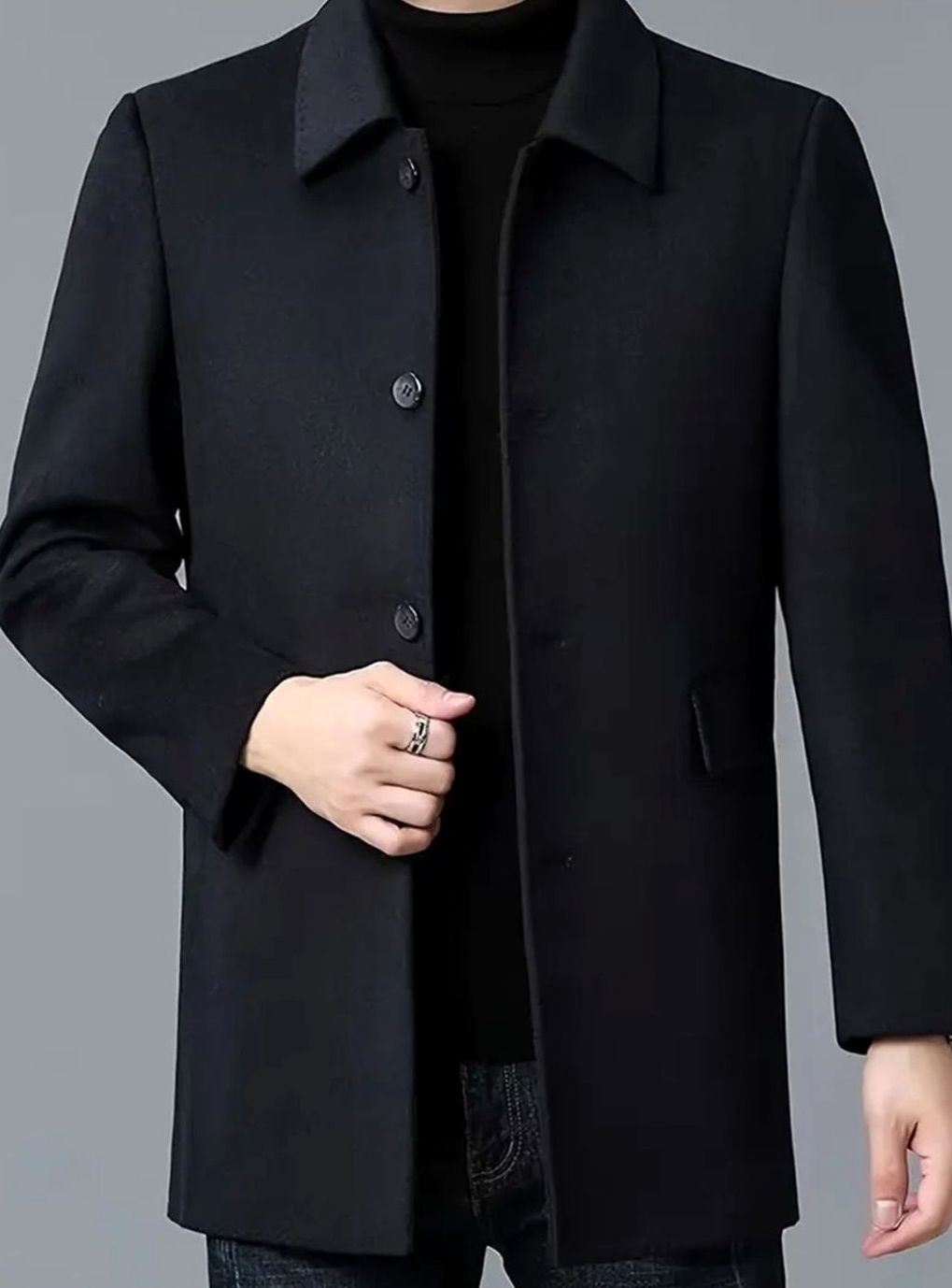 Men's Wool Commuter Coat with Turn-Down Collar and Flap Pockets - Black