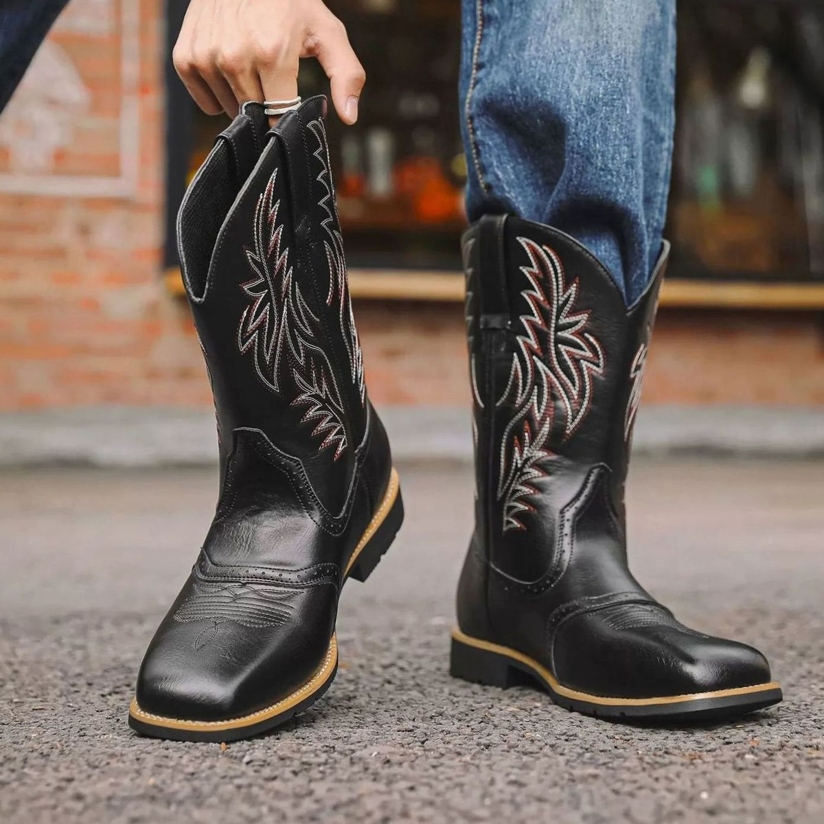 Men's Full-Length Stitch Detail Leather Cowboy Boots