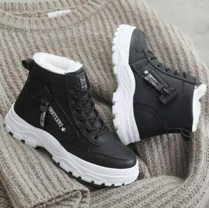 Women's Fuzzy Lined Athletic-Style Lace-Up Winter Booties - Black
