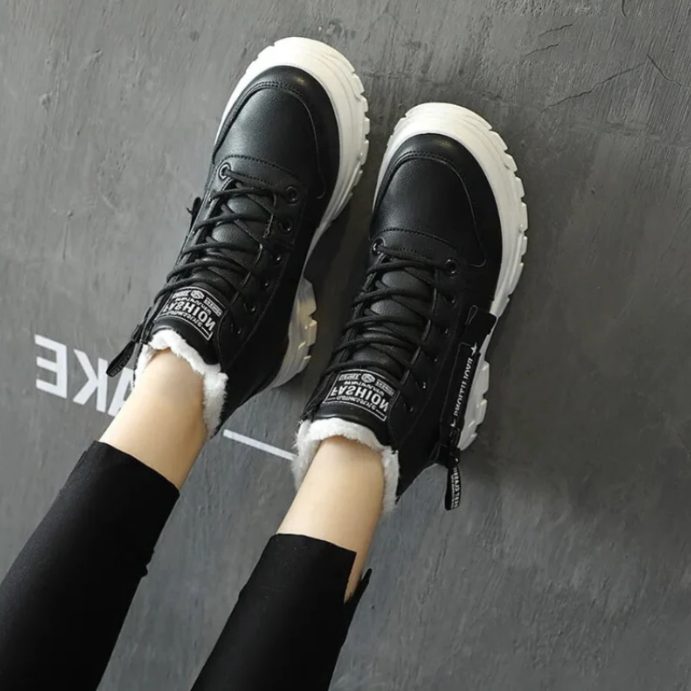 Women's Fuzzy Lined Athletic-Style Lace-Up Winter Booties
