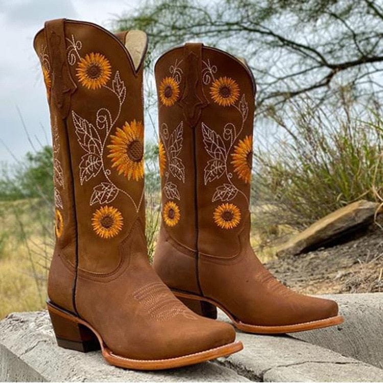 Women's Wide Calf Western Boots with Stacked Heel – Brown