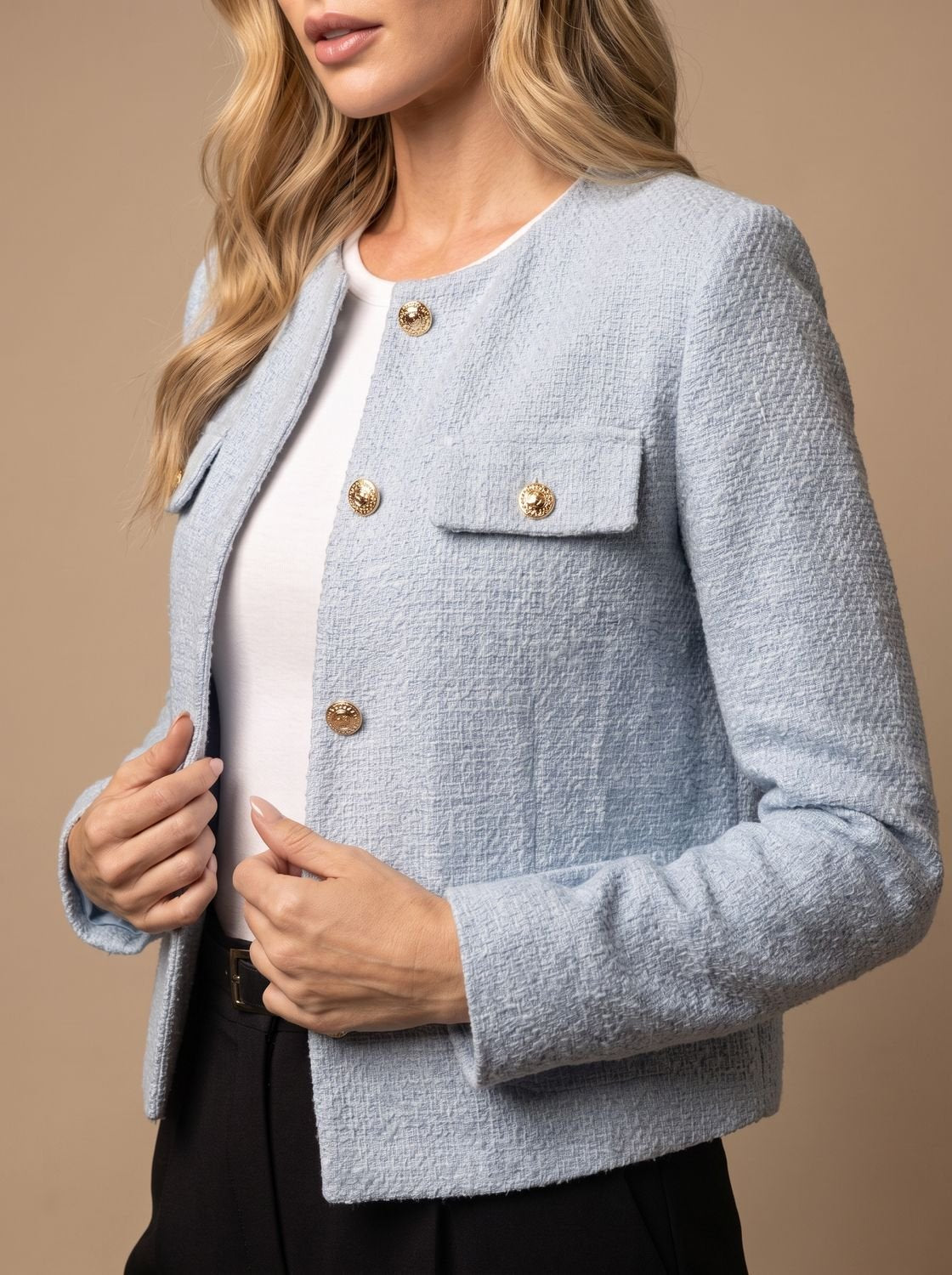 Women's Collarless Waist-Length Tweed Jacket with Four Flap Pockets