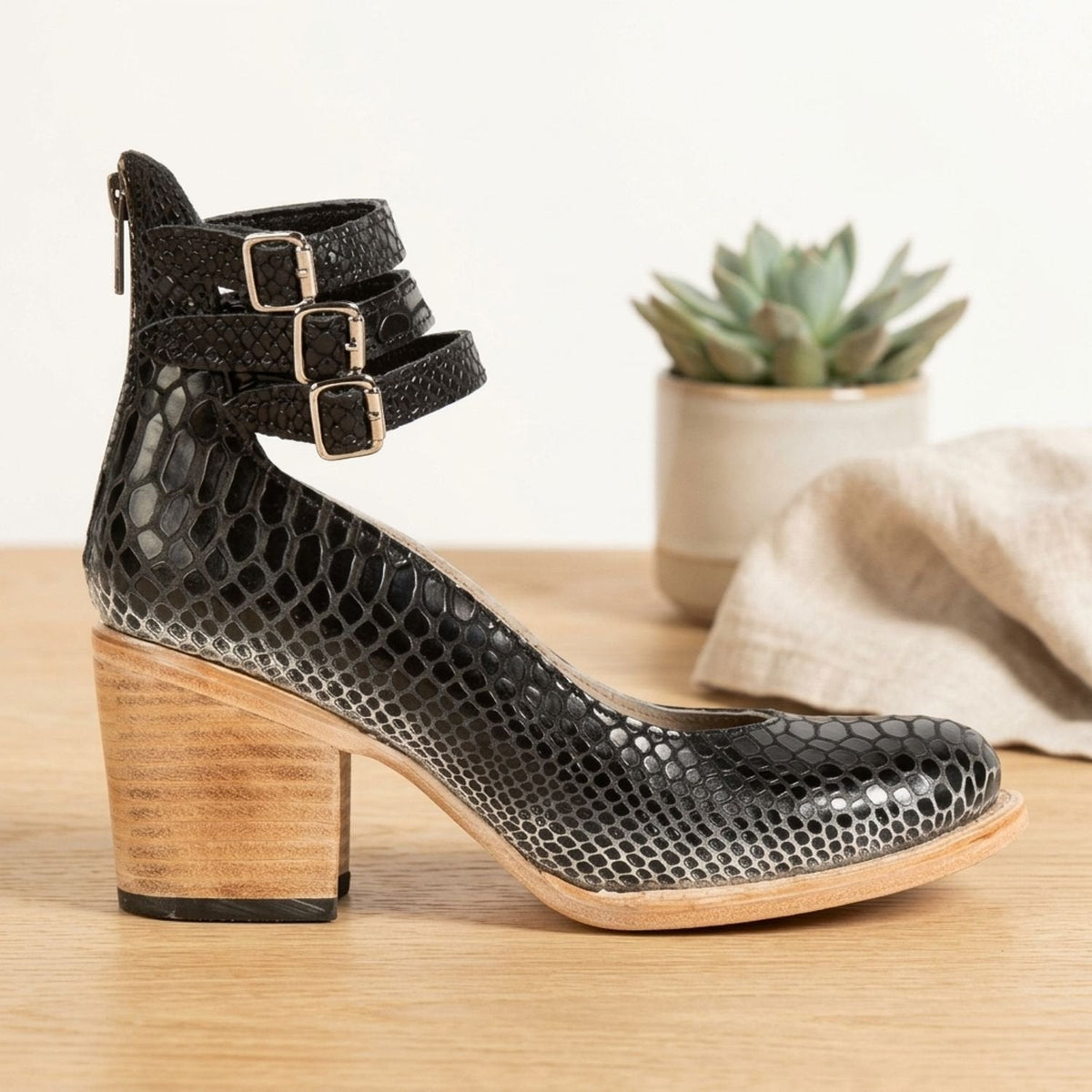Women's Boho Western Dual-Buckle Heeled Booties