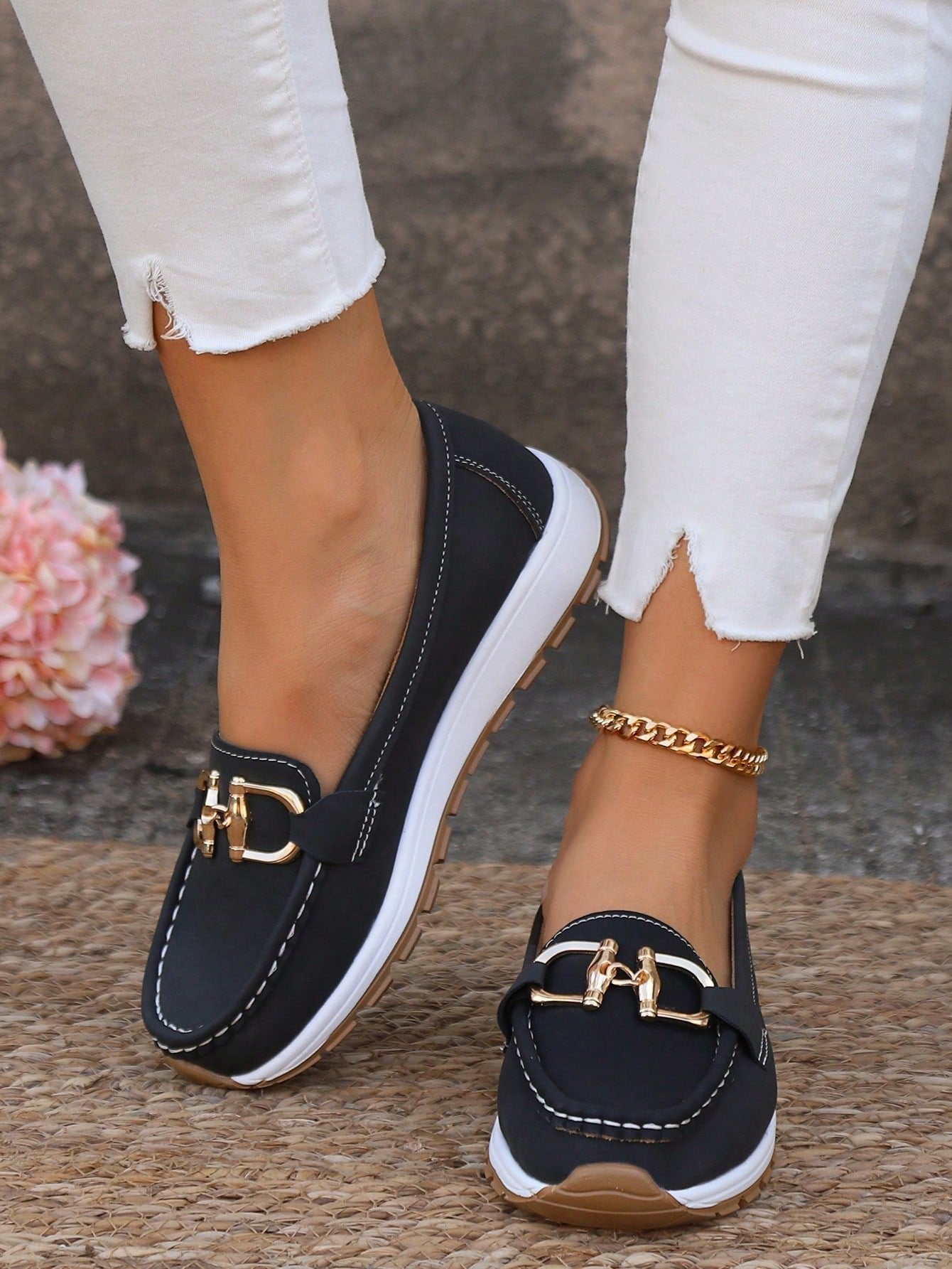 Women's Flat Loafers Slip-On Buckle Comfort Walking Shoes