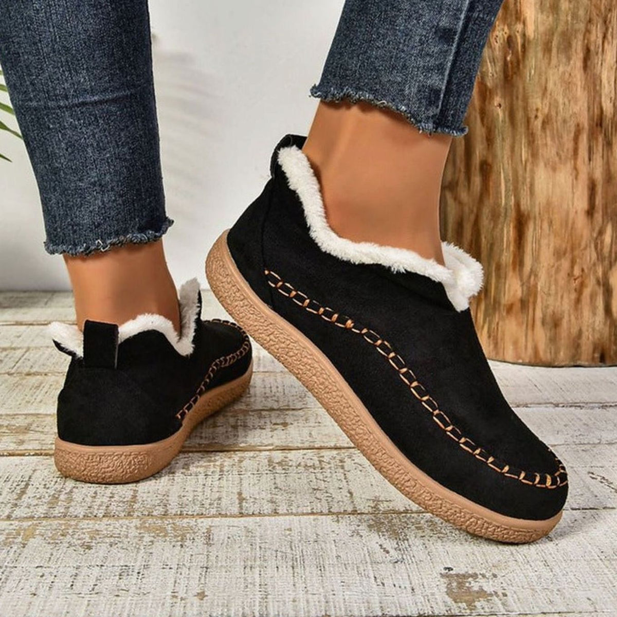 Women's Cozy Fleece-Lined Moccasin Slip-Ons with Rubber Sole - Black