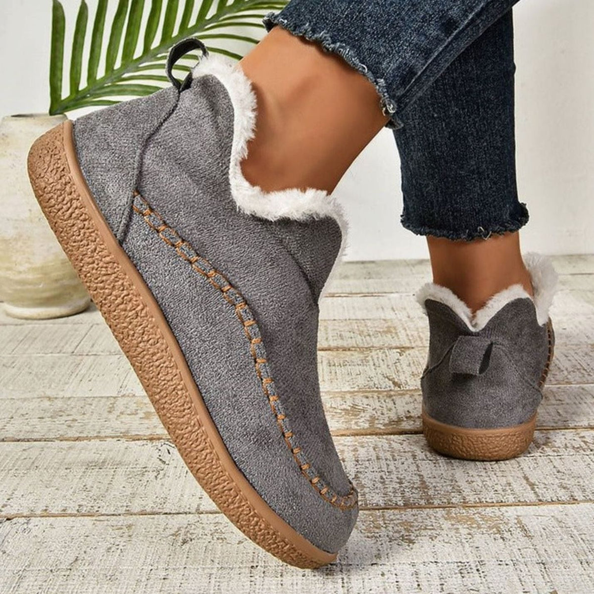 Women's Cozy Fleece-Lined Moccasin Slip-Ons with Rubber Sole