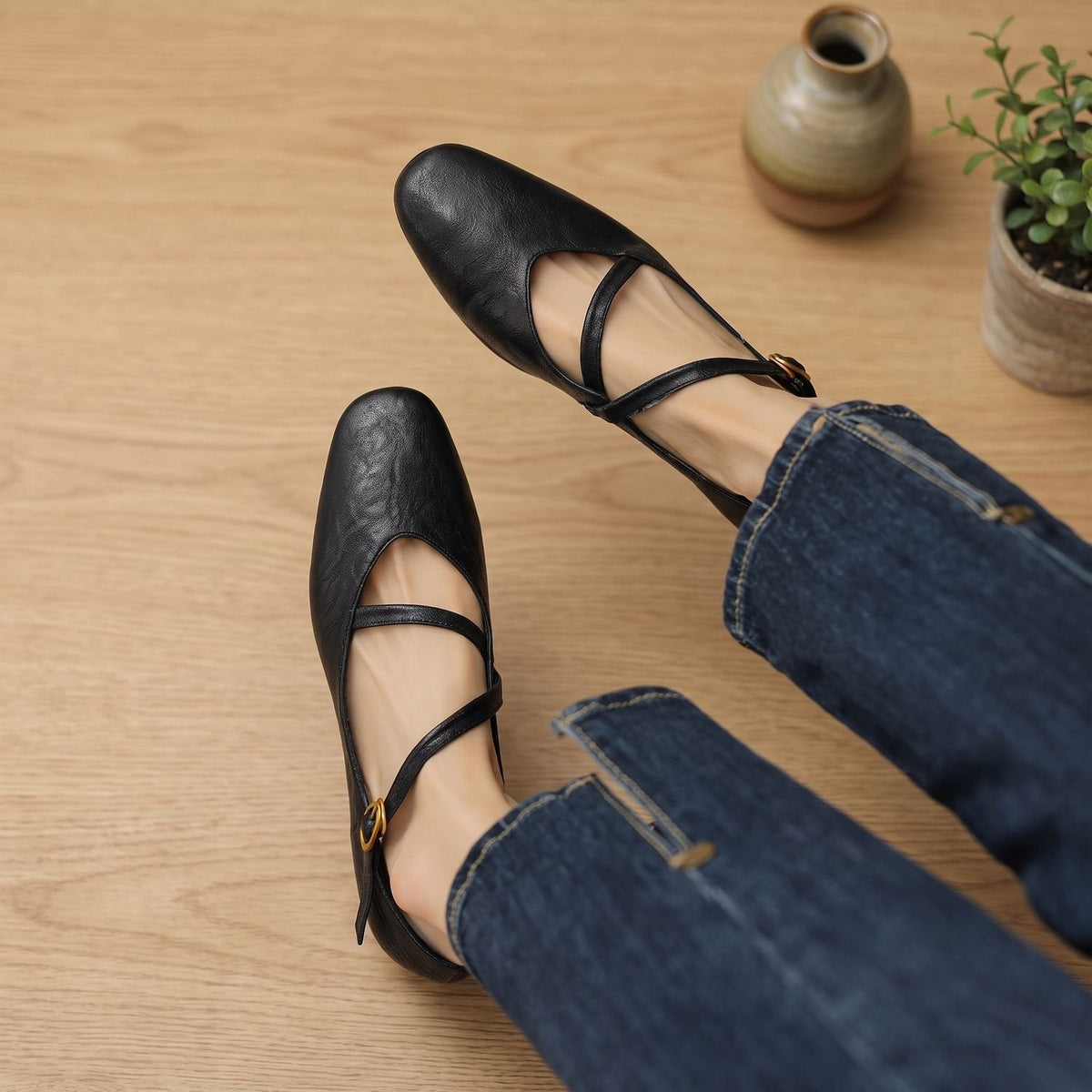 Women's Adjustable Gold-Buckle Mary Jane Shoes in Soft Leather