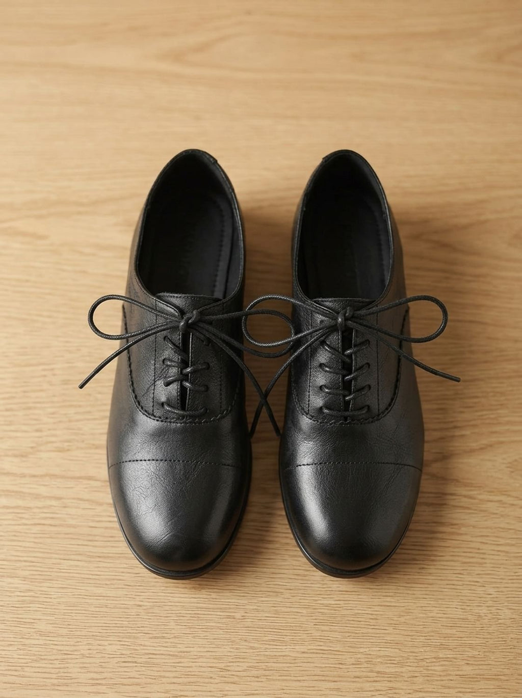 Women's Cushioned Cap Toe Leather Lace-Ups with Rubber Sole