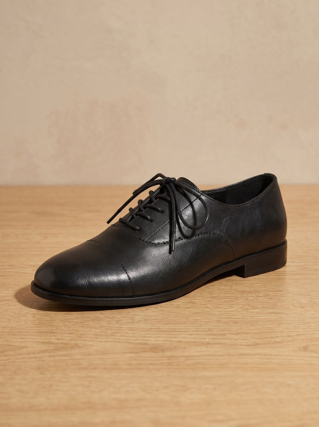 Women's Cushioned Cap Toe Leather Lace-Ups with Rubber Sole